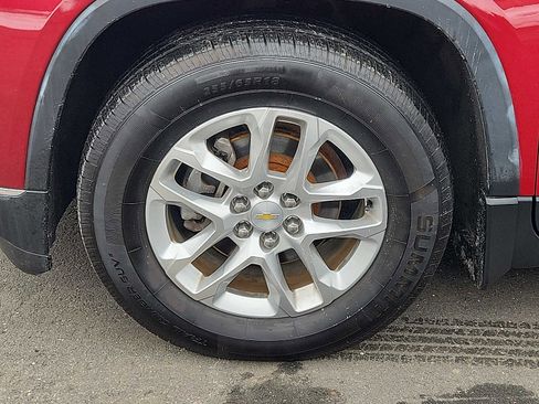 Used 2018 Chevrolet Traverse LT image 8