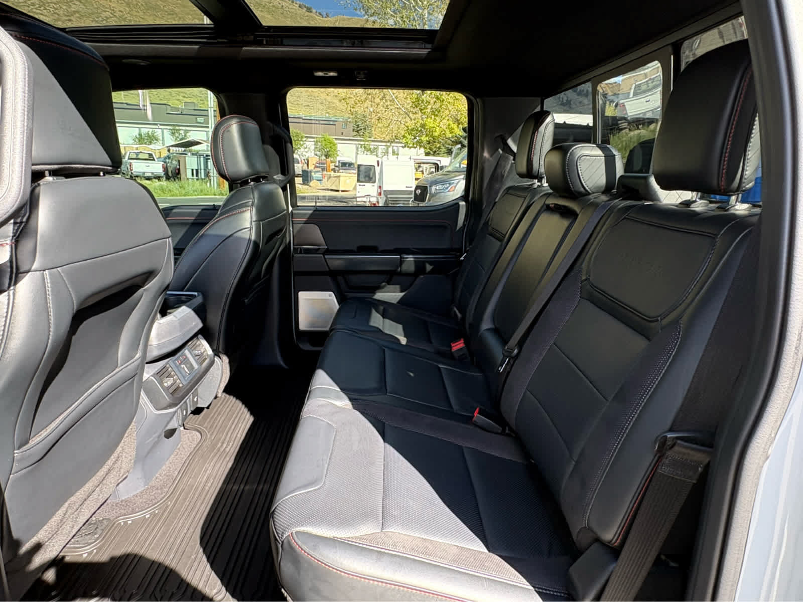 Used 2024 Ford F150 Raptor AWD/4WD image 13