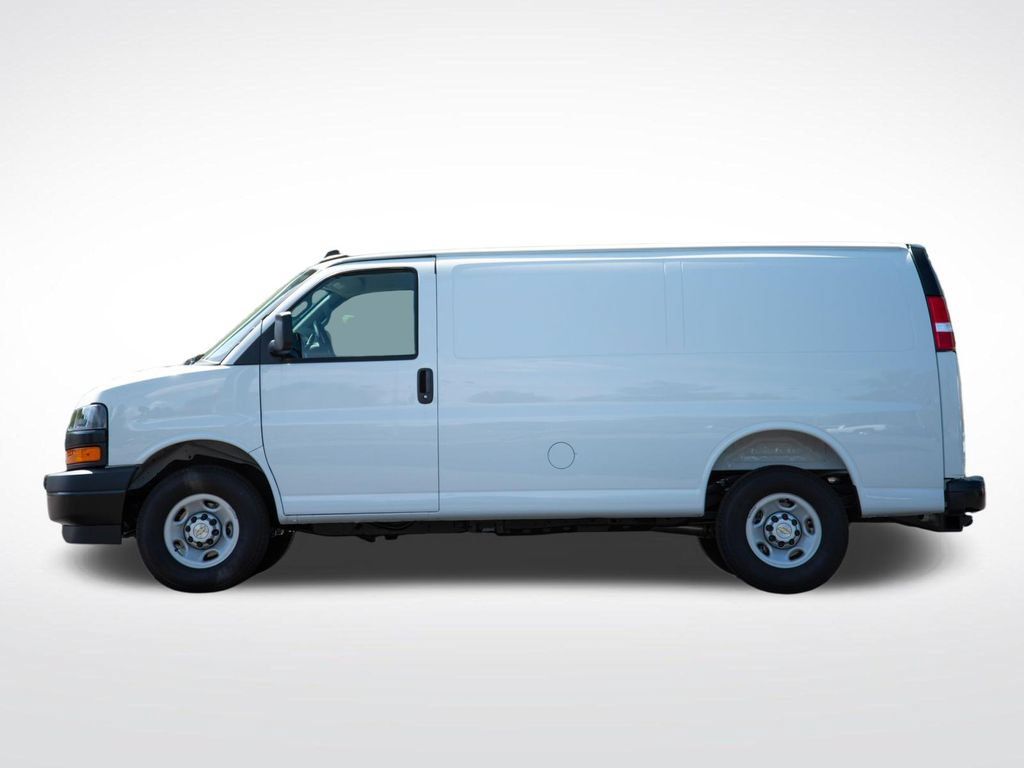 New 2025 Chevrolet Express 3500 w/ Driver Convenience Package RWD image 7