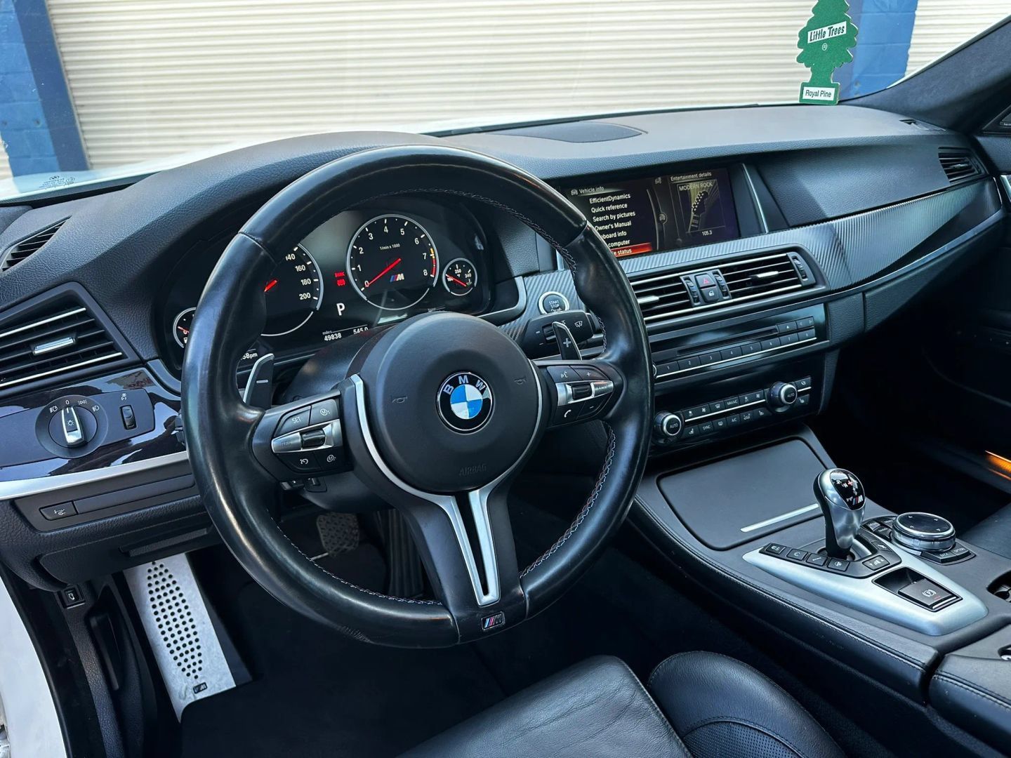 Used 2014 BMW M5 RWD image 14
