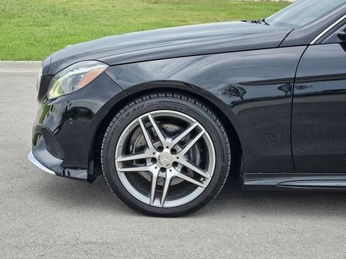 Used 2015 Mercedes-Benz E 400 Sedan image 9