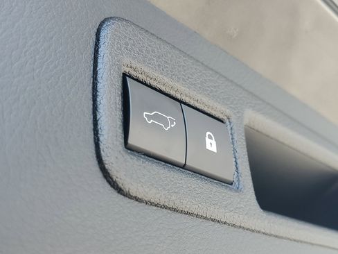 Used 2019 Lexus NX 300 FWD image 9