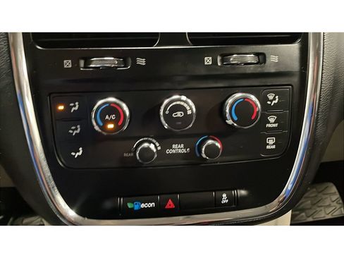 Used 2017 Dodge Grand Caravan SE w/ Power Window Group FWD image 14