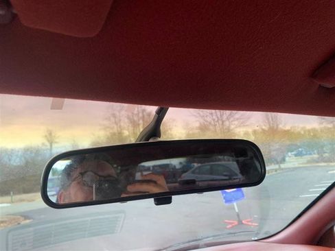 Used 1992 Oldsmobile Custom Cruiser image 29