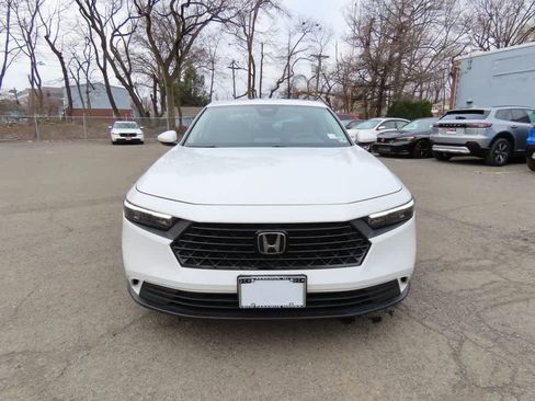 Certified 2023 Honda Accord EX image 6