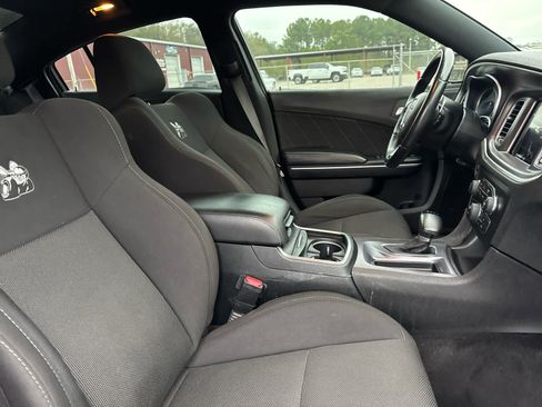Used 2018 Dodge Charger R/T Scat Pack w/ Driver Confidence Group image 17