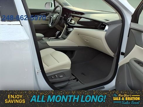 Used 2025 Cadillac XT6 Premium Luxury w/ LPO, Floor Liner Package image 9
