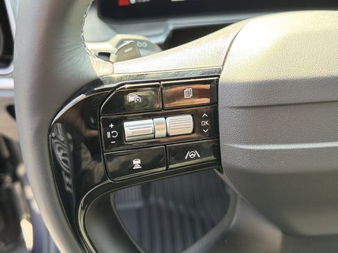 Used 2026 Kia Sorento SX Prestige image 28