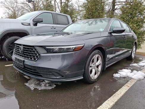 Used 2023 Honda Accord LX image 2