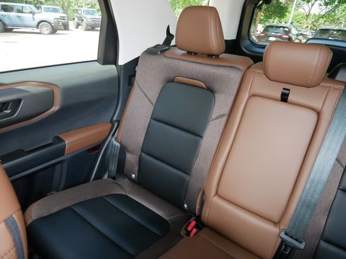 Used 2025 Ford Bronco Sport Outer Banks w/ Outer Banks Tech Package+ AWD/4WD image 12