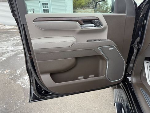 New 2026 GMC Sierra 1500 SLT w/ SLT Premium Package image 15