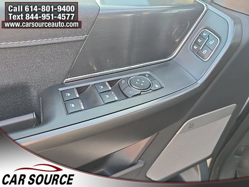 Used 2025 Ford F150 Lariat w/ Equipment Group 501A Mid image 12