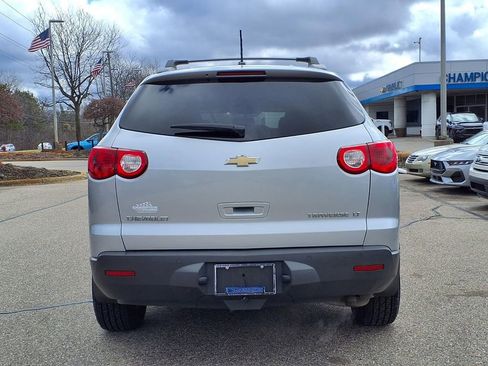 Used 2009 Chevrolet Traverse LT image 5
