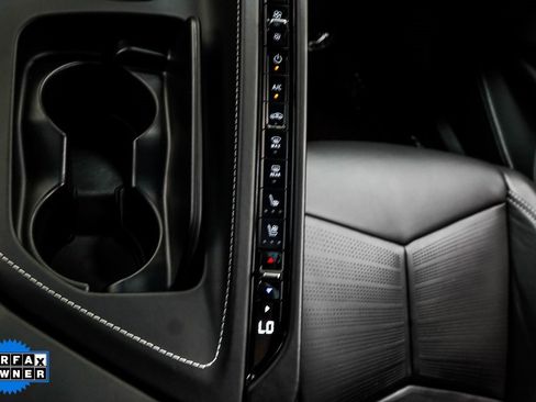 Used 2025 Chevrolet Corvette Stingray Premium Cpe w/ Z51 Performance Package image 19