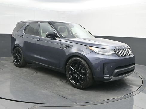 New 2026 Land Rover Discovery S AWD/4WD image 9