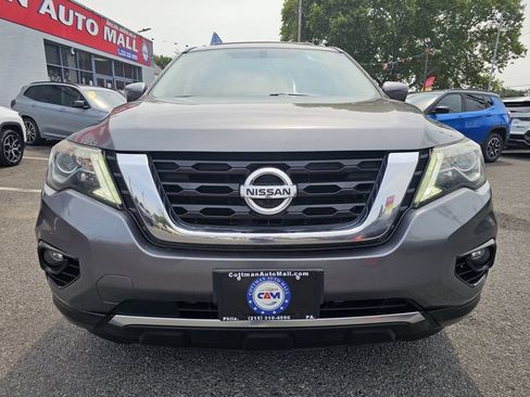 Used 2017 Nissan Pathfinder Platinum AWD/4WD image 2