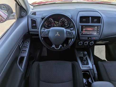 Used 2019 Mitsubishi Outlander Sport ES FWD image 19