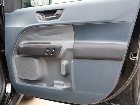 Used 2024 Ford Maverick XL image 8