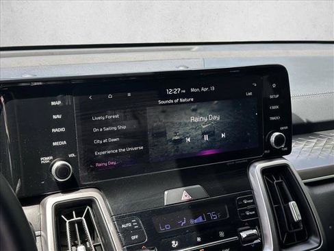 Used 2023 Kia Sorento S FWD image 12