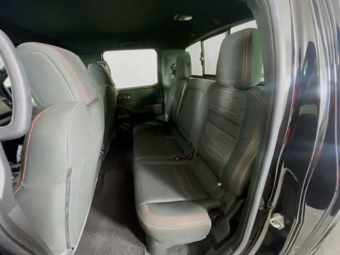 Used 2025 Nissan Frontier PRO-4X w/ Pro Convenience Package AWD/4WD image 23