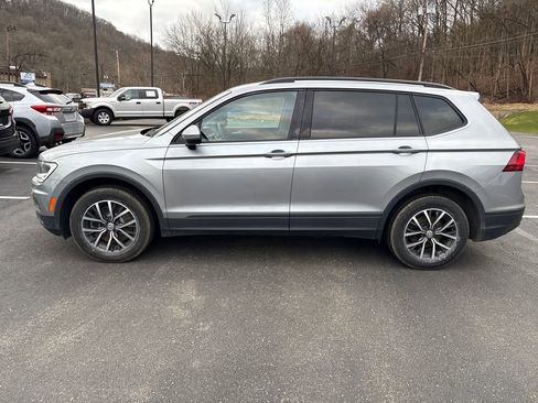 Used 2021 Volkswagen Tiguan S image 2