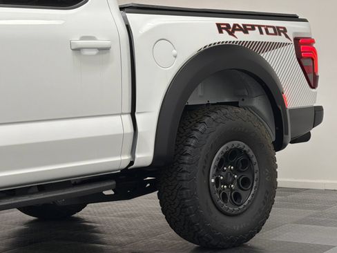 Used 2025 Ford F150 Raptor AWD/4WD image 5