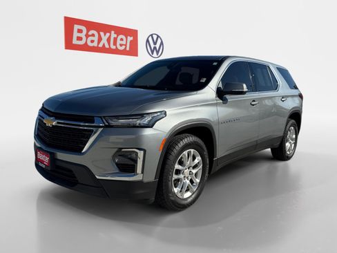 Used 2023 Chevrolet Traverse LS w/ Safety Package image 14