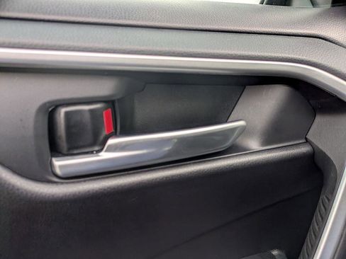 Used 2025 Toyota RAV4 XLE Premium image 15