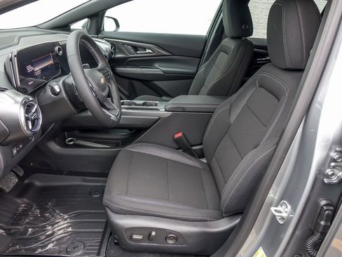 New 2026 Chevrolet Equinox EV LT image 13