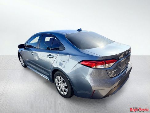 Used 2021 Toyota Corolla LE w/ Carpet Mat Package (TMS) FWD image 3