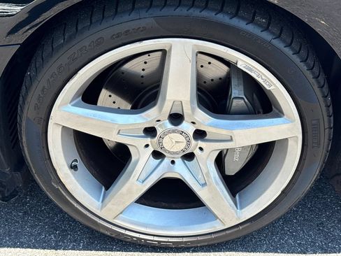 Used 2013 Mercedes-Benz SL 550 image 11