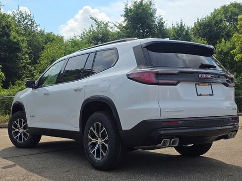 New 2026 GMC Acadia AT4 w/ Luxury Package AWD/4WD image 15