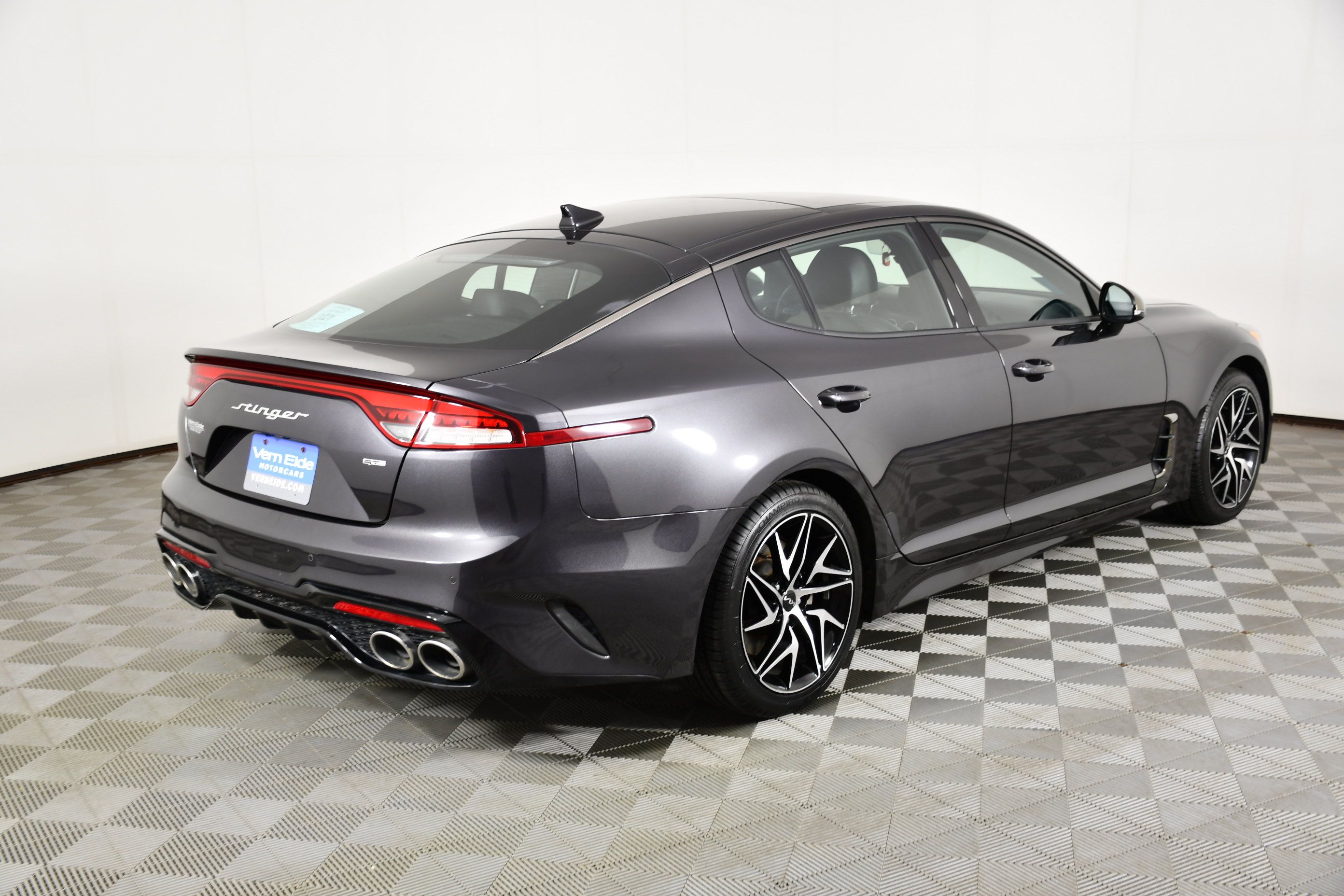 Used 2023 Kia Stinger GT-Line w/ Sun & Sound Package AWD/4WD image 6