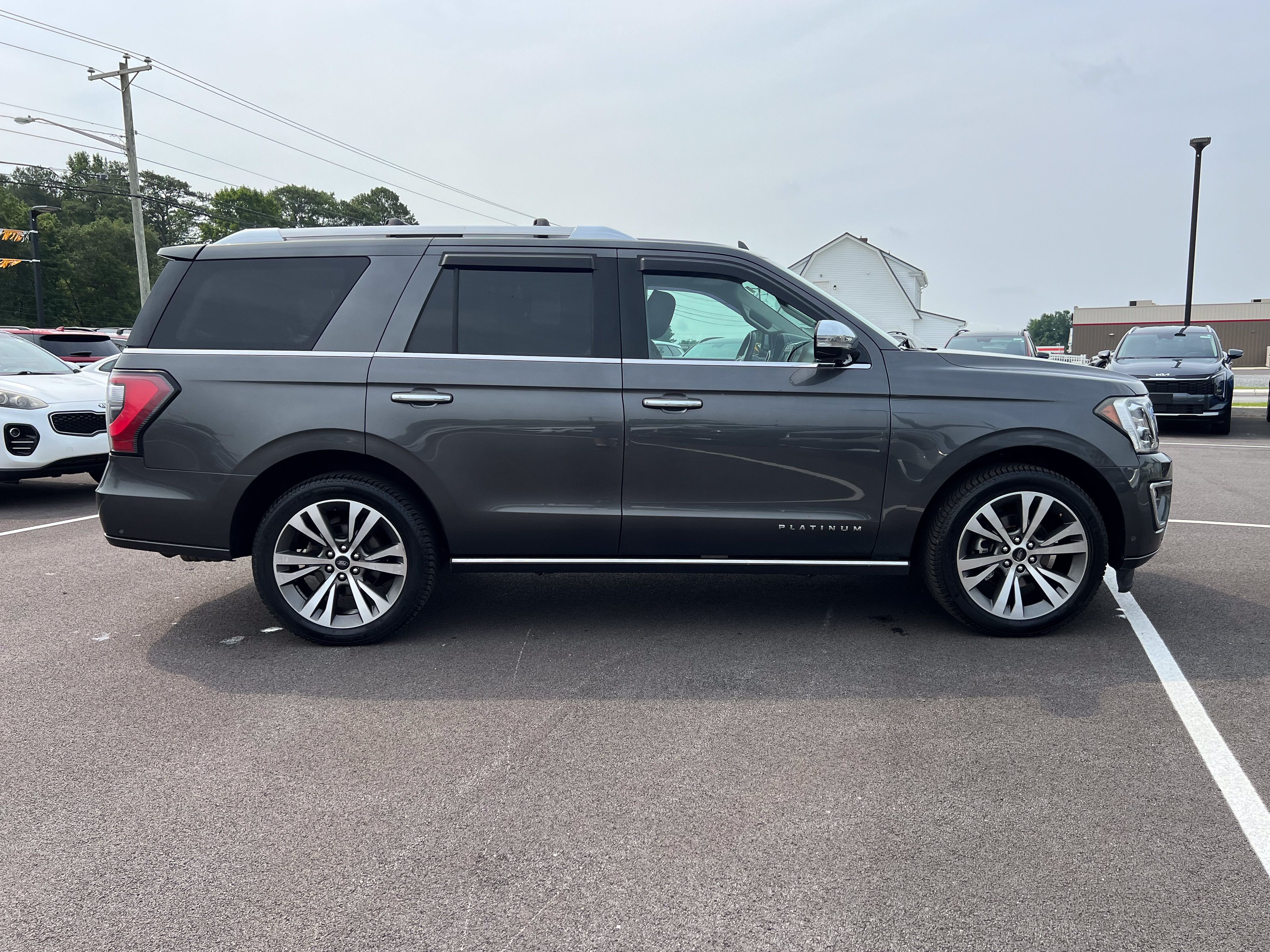 Used 2020 Ford Expedition Platinum AWD/4WD image 9