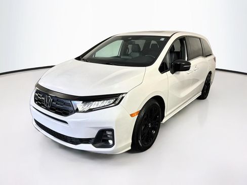 Used 2025 Honda Odyssey Sport-L image 3