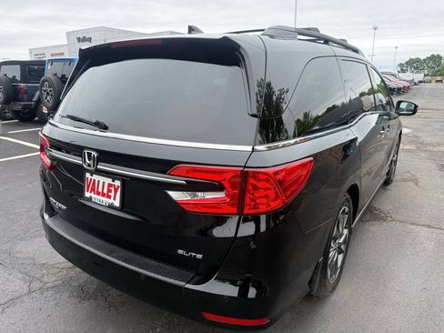 Used 2024 Honda Odyssey Elite image 7