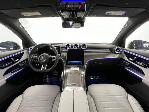 New 2026 Mercedes-Benz GLC 300 4MATIC image 9