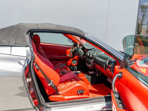 Used 2005 Ferrari F430 Spider RWD image 54