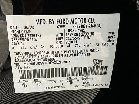 Used 2023 Lincoln Aviator 2WD w/ Premium Package image 31