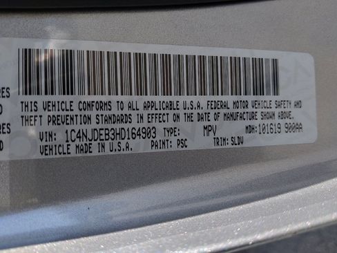 Used 2017 Jeep Compass High Altitude image 33