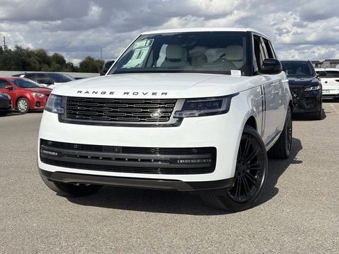 New 2026 Land Rover Range Rover SE image 3