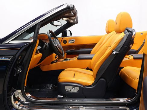 Used 2016 Rolls-Royce Dawn Convertible 2D image 14