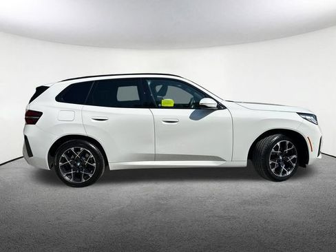 Used 2025 BMW X3 xDrive30i AWD/4WD image 15