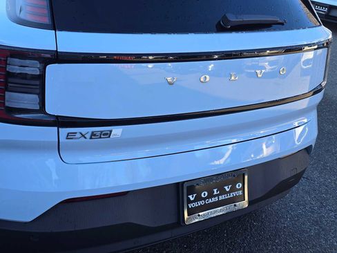 New 2026 Volvo EX30 Plus image 12