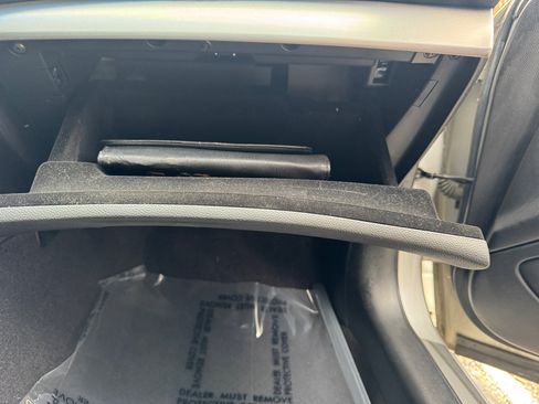 Used 2012 INFINITI G37 x w/ Premium Pkg image 38