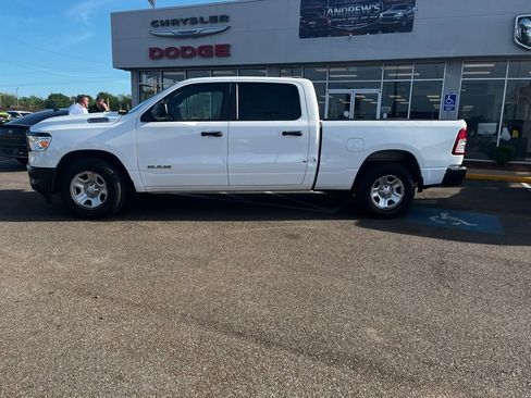Used 2022 RAM 1500 Tradesman w/ Trailer Tow Group (B) image 3