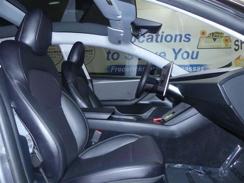 Used 2024 Tesla Model 3 Long Range image 7