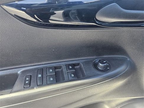 Used 2021 Chevrolet Spark LT image 23