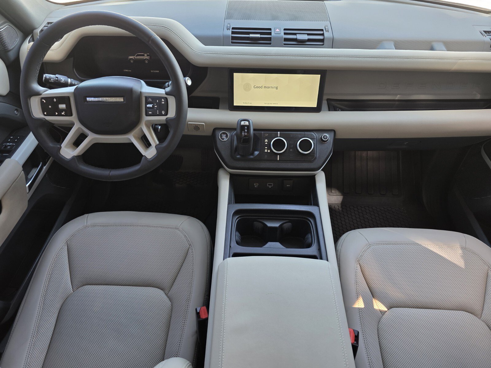Certified 2024 Land Rover Defender 110 S AWD/4WD image 4