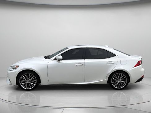 Used 2016 Lexus IS 300 AWD w/ Navigation System Package image 5